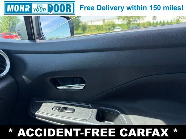 Used 2021 Nissan Versa SV FWD image 21