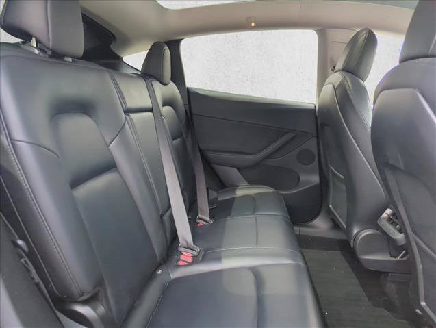 Used 2021 Tesla Model Y Long Range AWD/4WD image 24