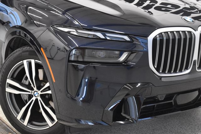 Used 2024 BMW X7 xDrive40i w/ M Sport Package AWD/4WD image 32