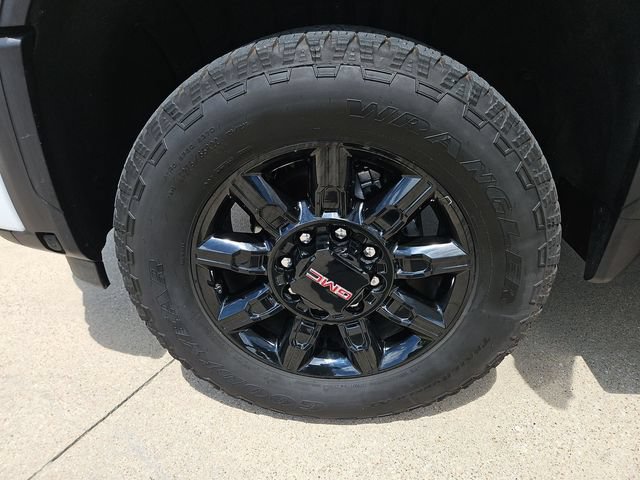 Used 2025 GMC Sierra 2500 AT4 AWD/4WD image 29