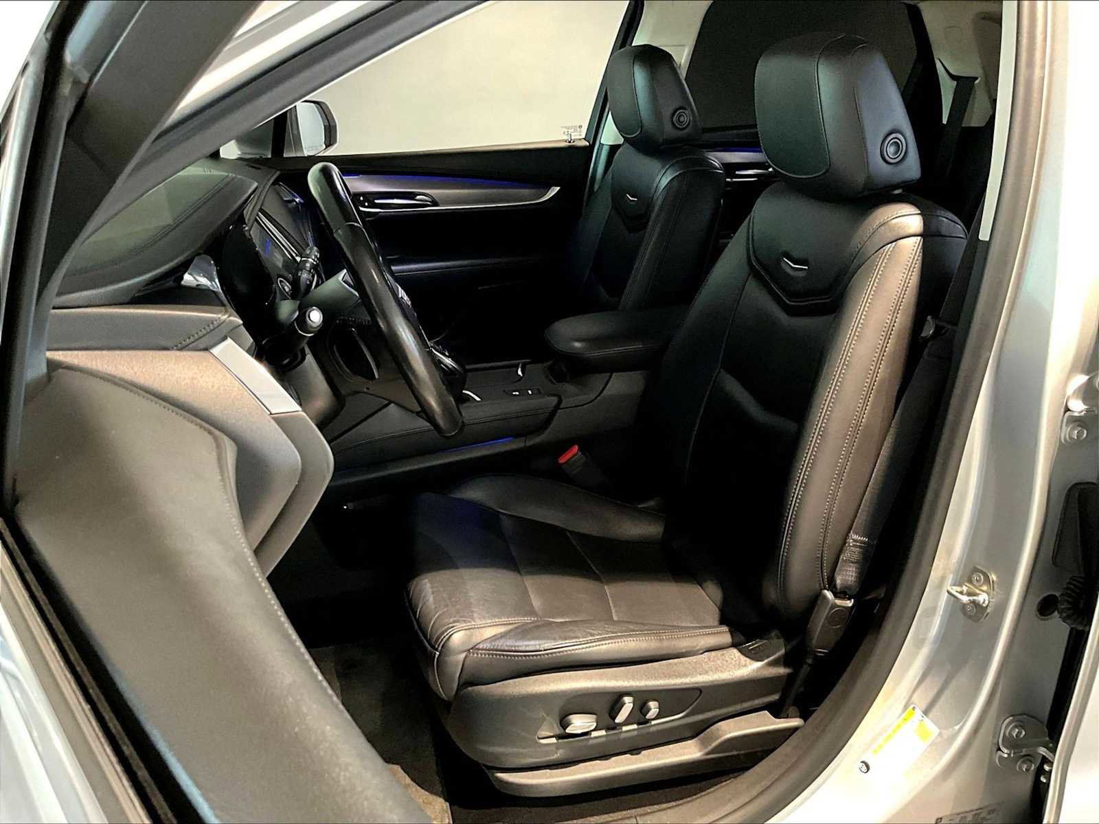 Used 2018 Cadillac XT5 Premium Luxury image 8