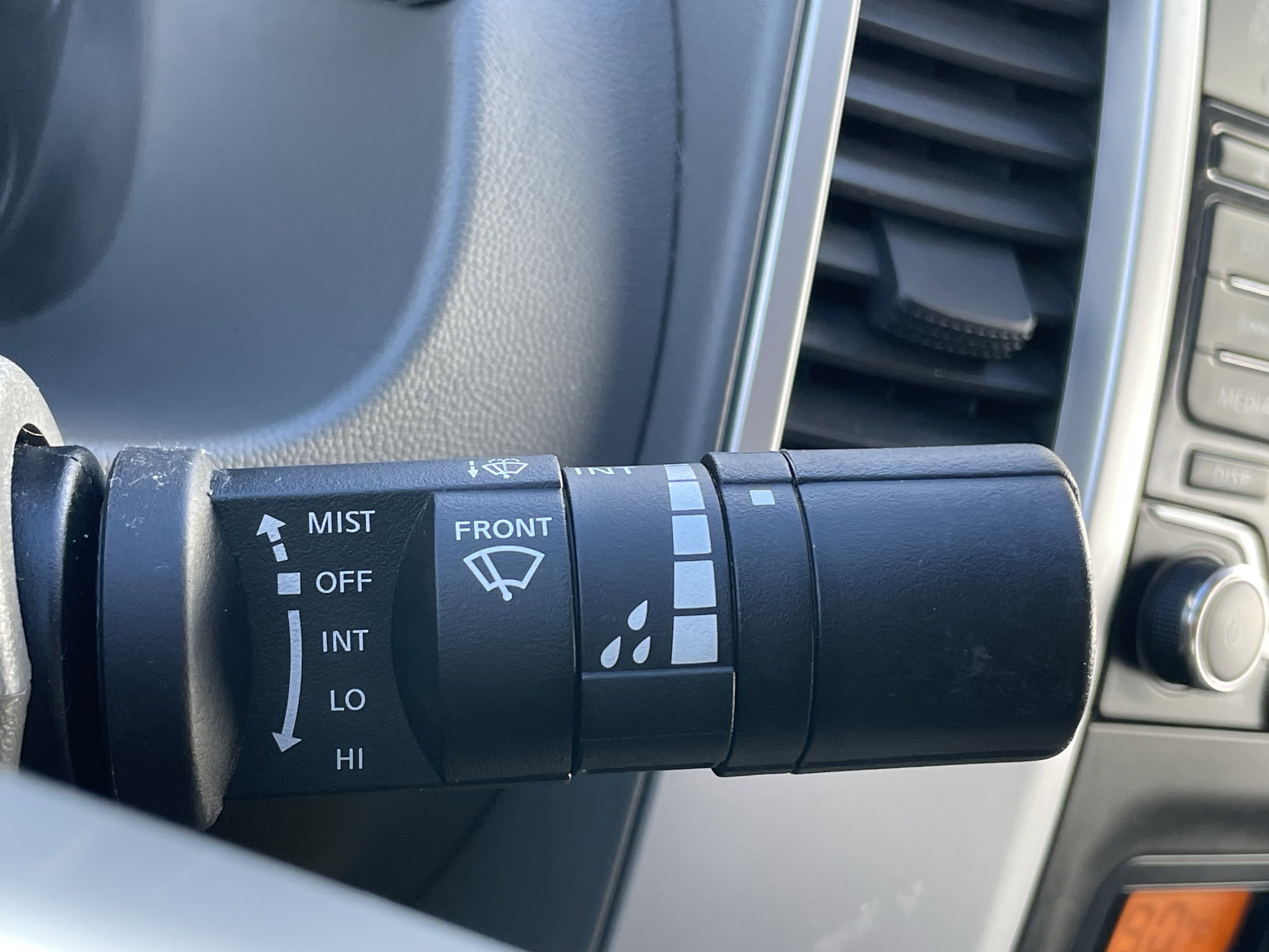 Used 2017 Nissan Frontier SV w/ SV Value Truck Package image 18