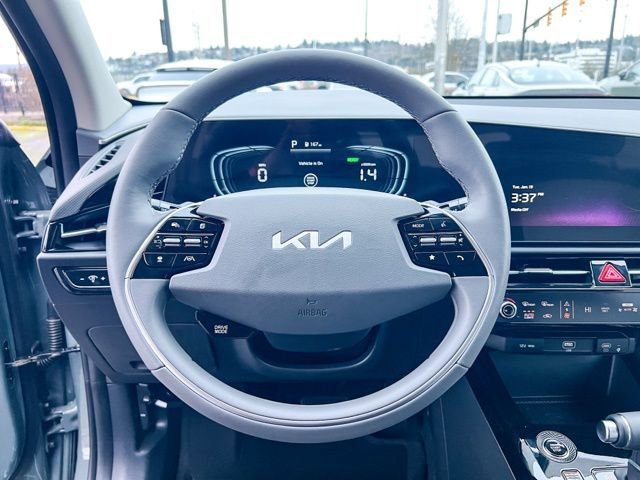 New 2025 Kia Niro SX image 23