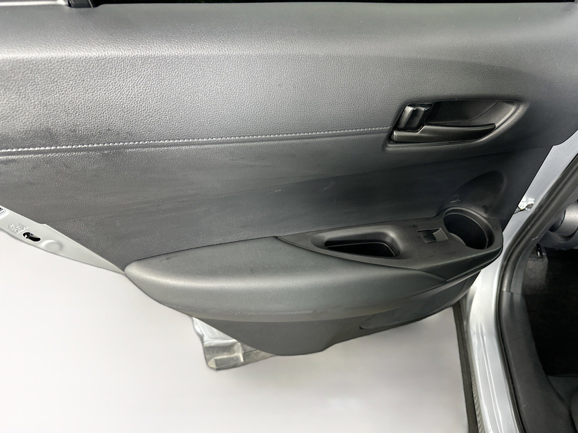 Used 2025 Toyota Corolla Cross LE image 25