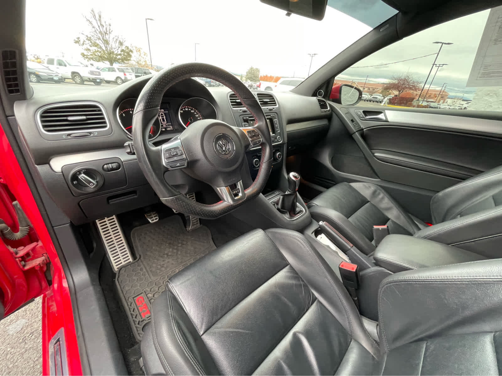 Used 2013 Volkswagen GTI Autobahn image 2