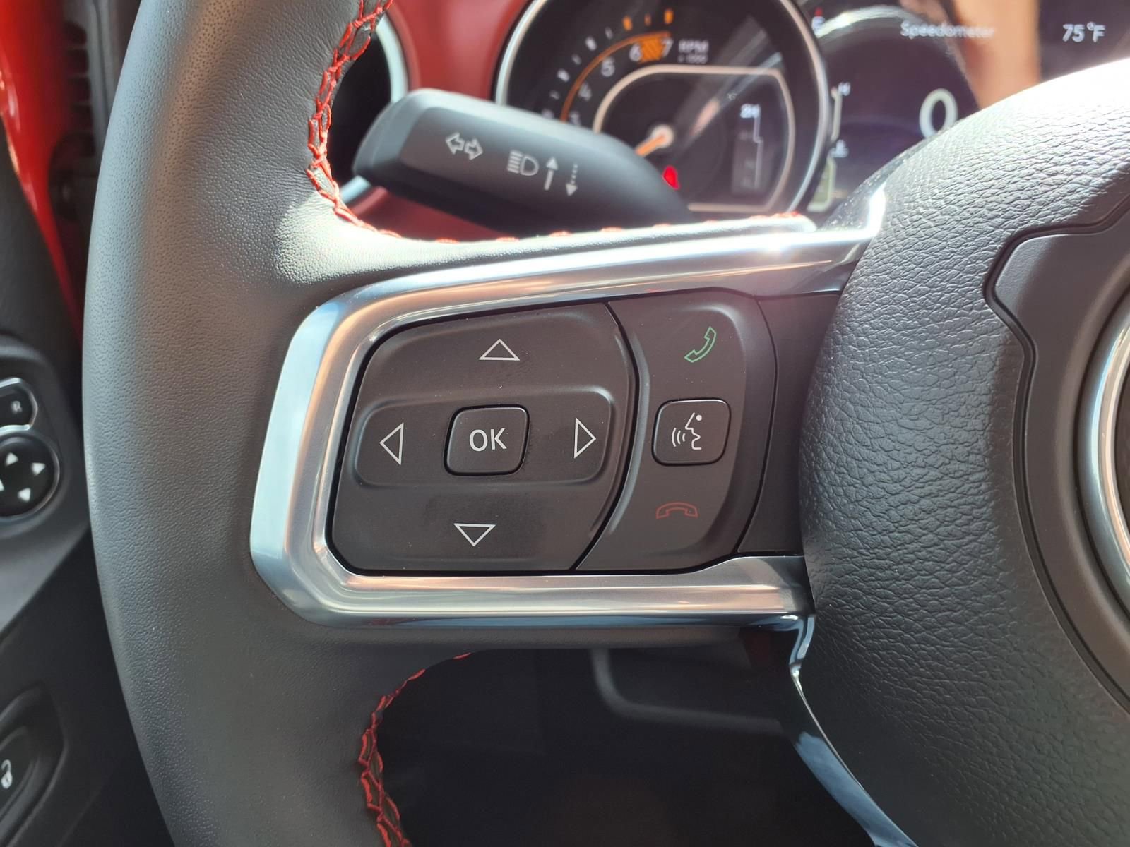 Used 2023 Jeep Wrangler Rubicon AWD/4WD image 21