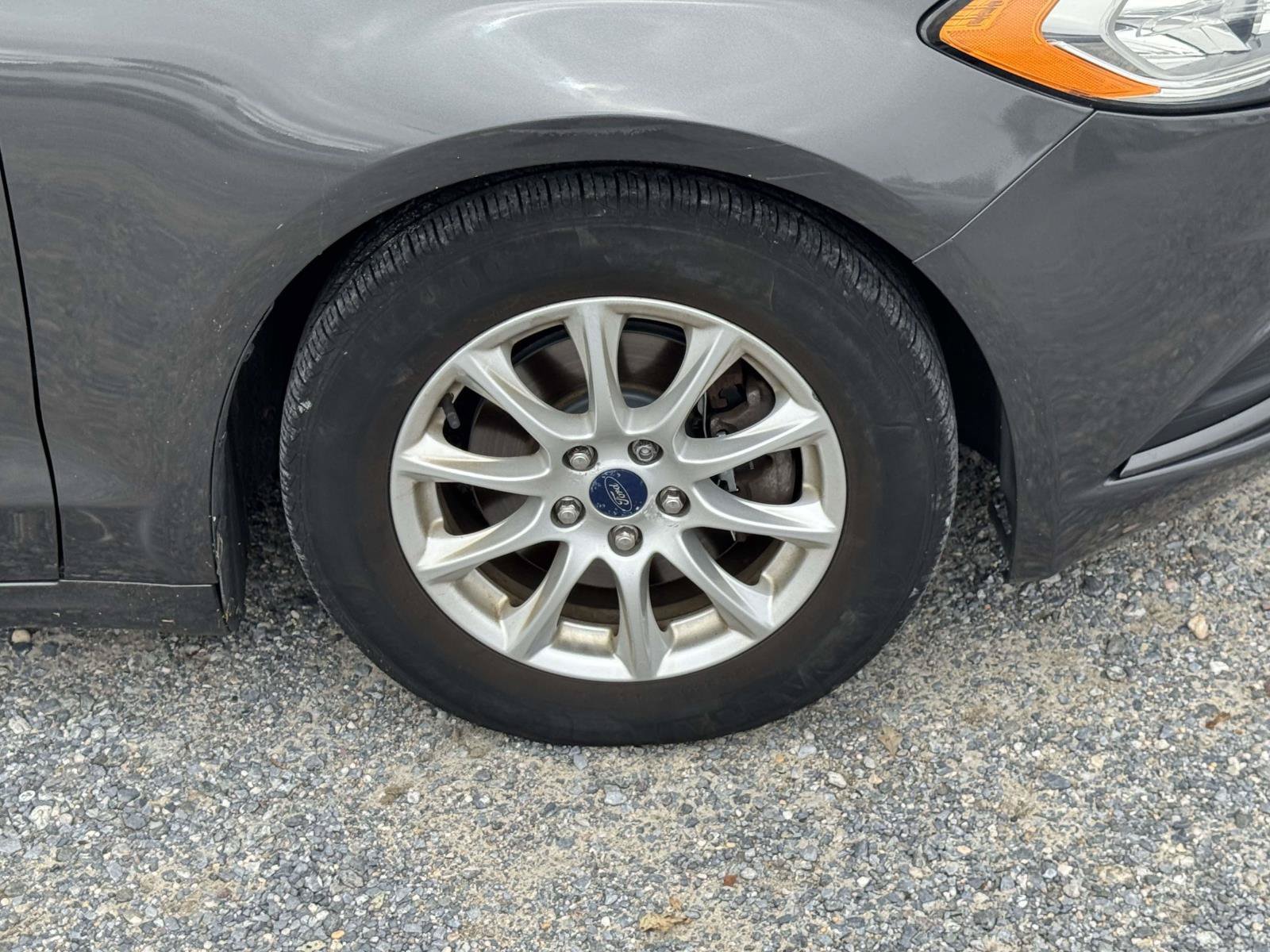 Used 2017 Ford Fusion S FWD image 6