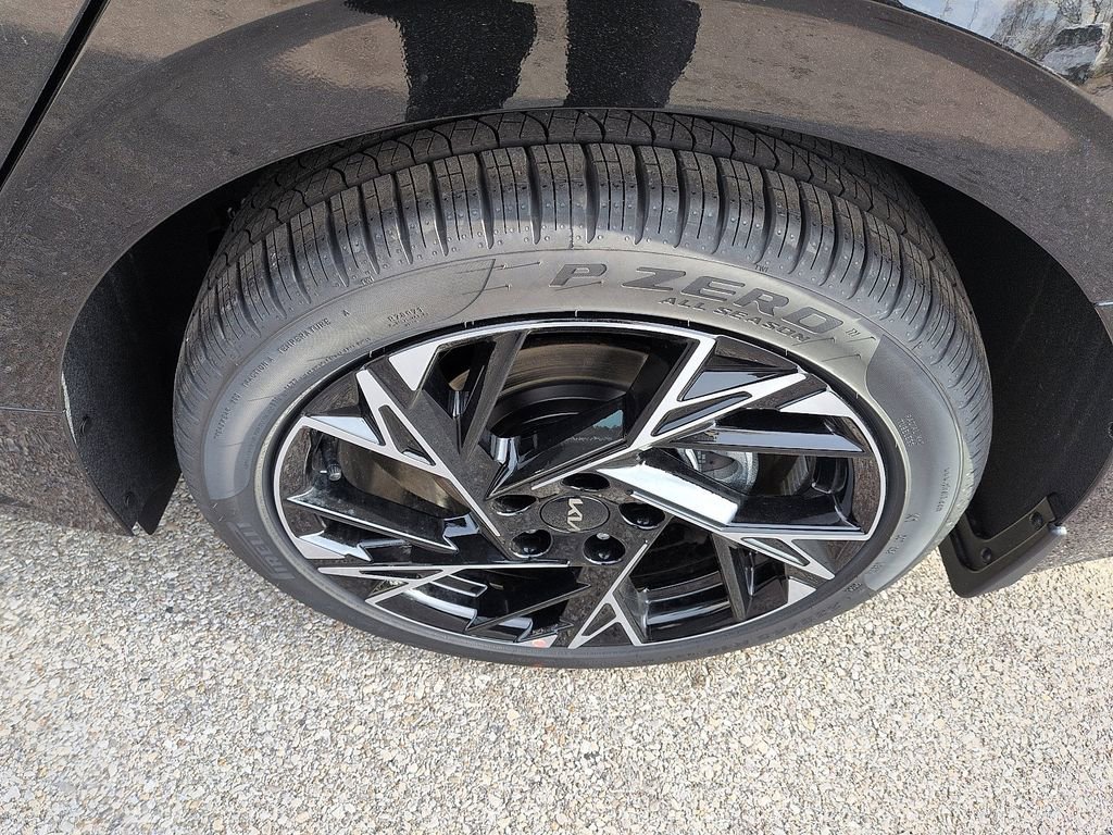 New 2026 Kia K5 GT-Line image 10