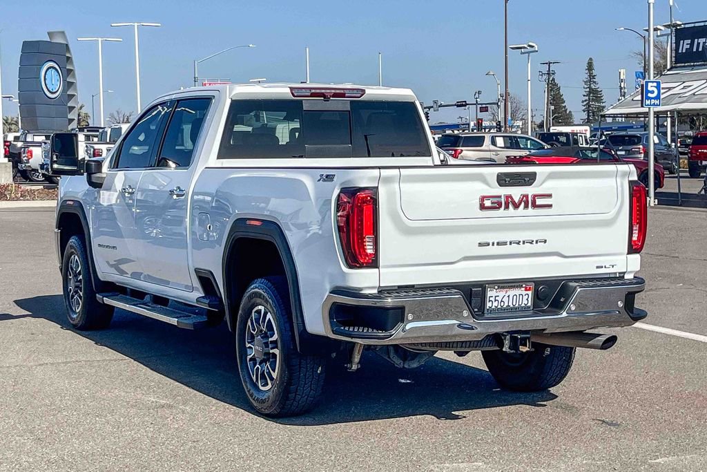 Used 2021 GMC Sierra 2500 SLT w/ SLT Premium Package image 2