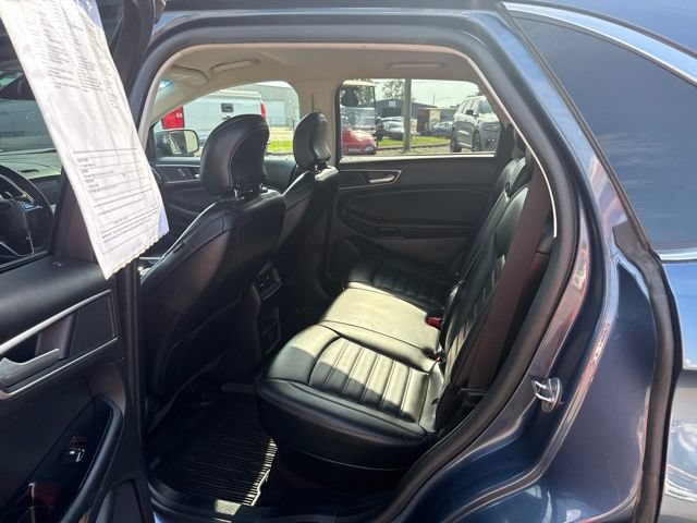 Used 2019 Ford Edge SEL w/ Equipment Group 201A FWD image 10