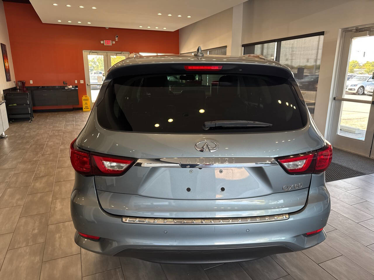 Used 2017 INFINITI QX60 FWD w/ Premium Plus Package image 10