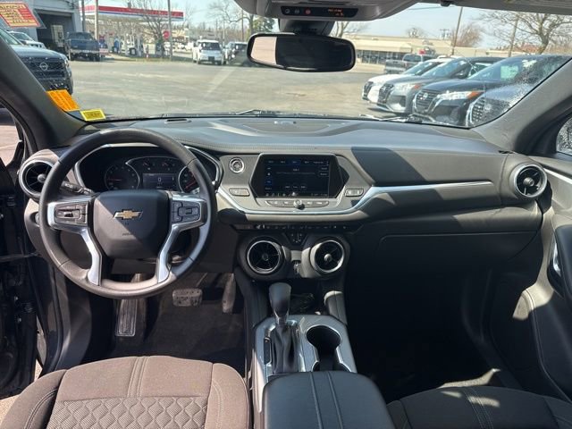 Used 2021 Chevrolet Blazer LT FWD image 18