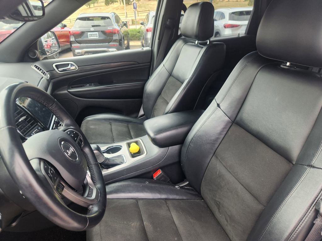 Used 2019 Jeep Grand Cherokee Altitude image 9
