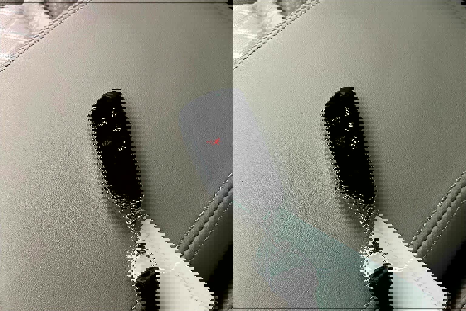 Used 2024 Volkswagen Atlas SEL Premium R-Line image 16