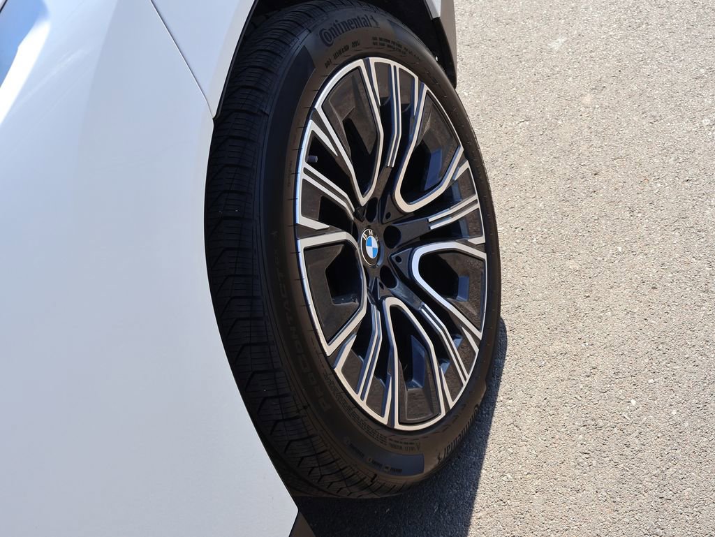 Certified 2025 BMW X3 xDrive30i w/ Premium Package image 43