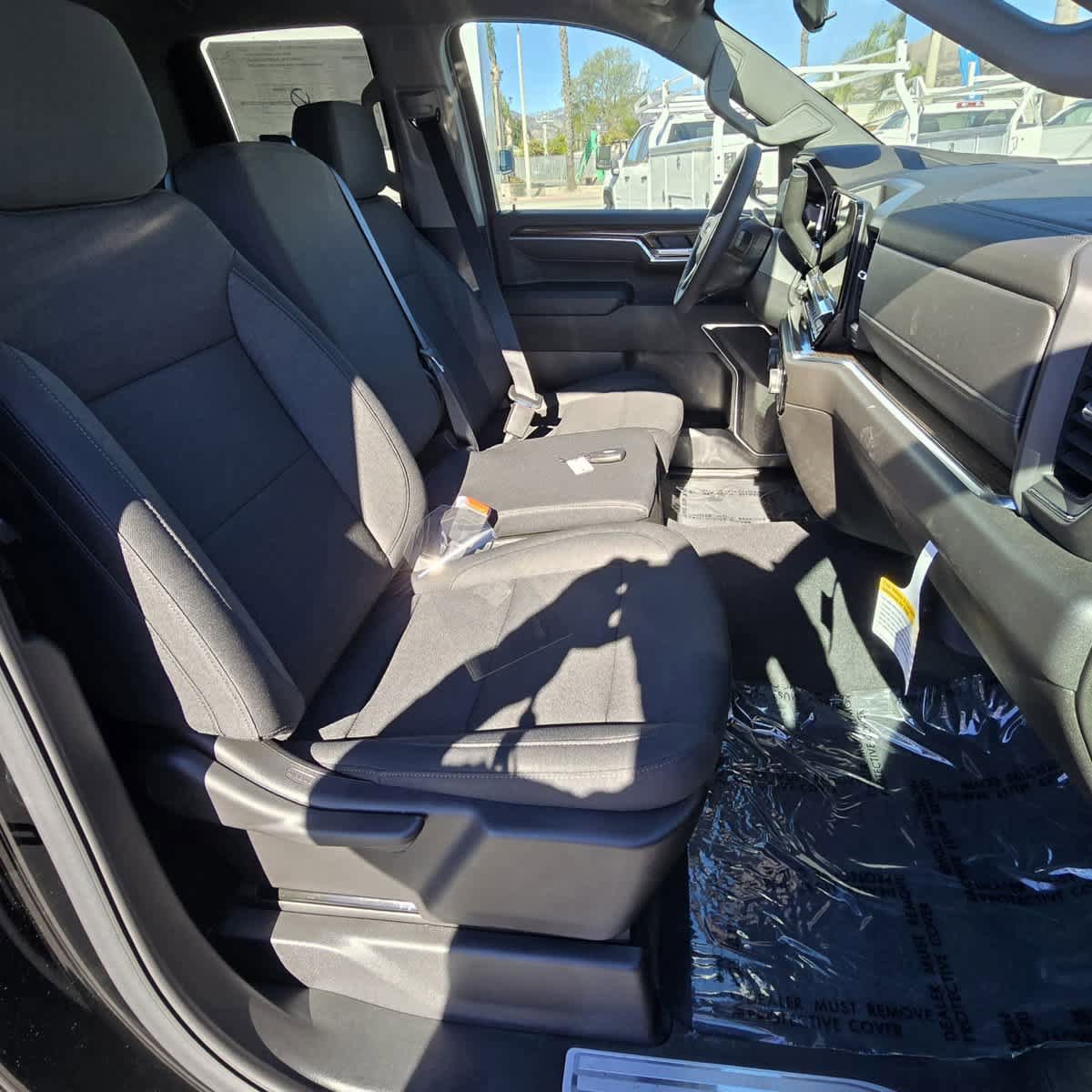 Used 2025 Chevrolet Silverado 1500 LT w/ Safety Package RWD image 12