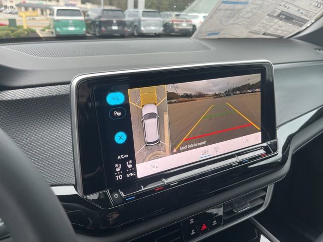 New 2026 Volkswagen Atlas Cross Sport SEL Premium R-Line image 16