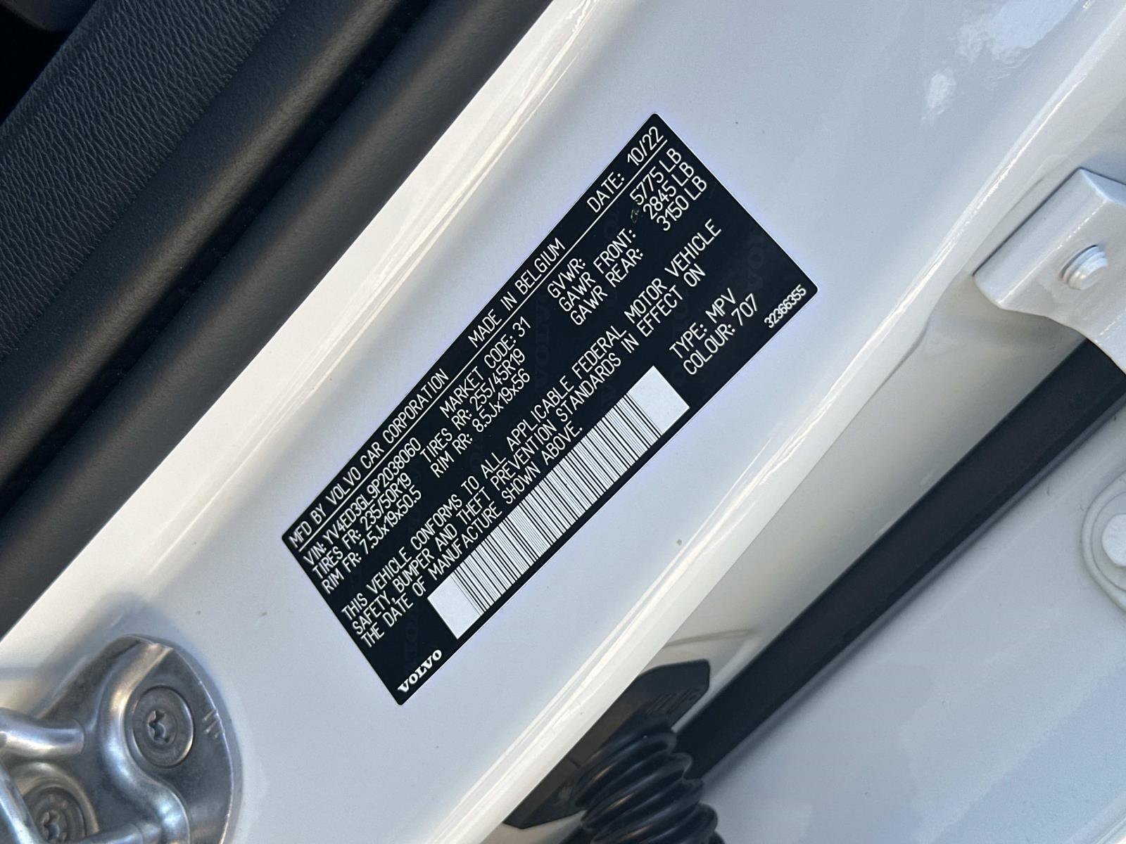 Certified 2023 Volvo C40 P8 Recharge Plus AWD/4WD image 29