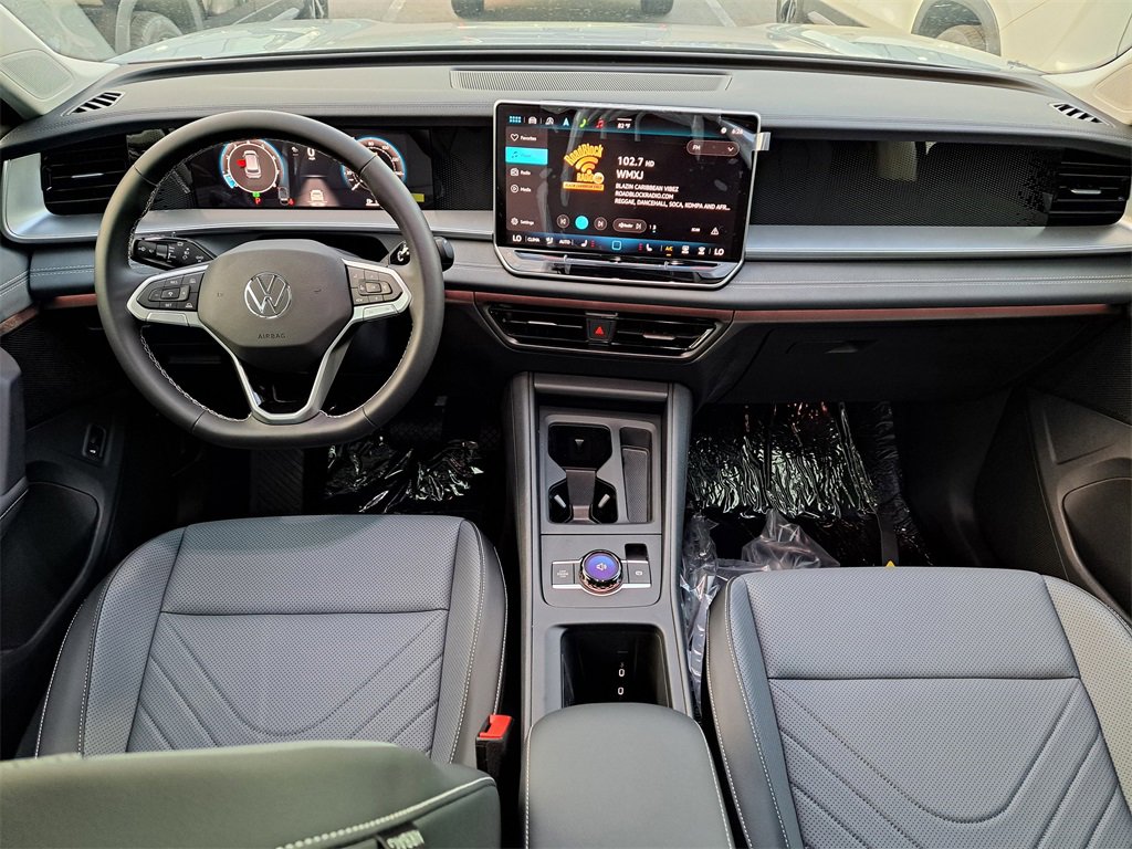 New 2026 Volkswagen Tiguan SE image 6