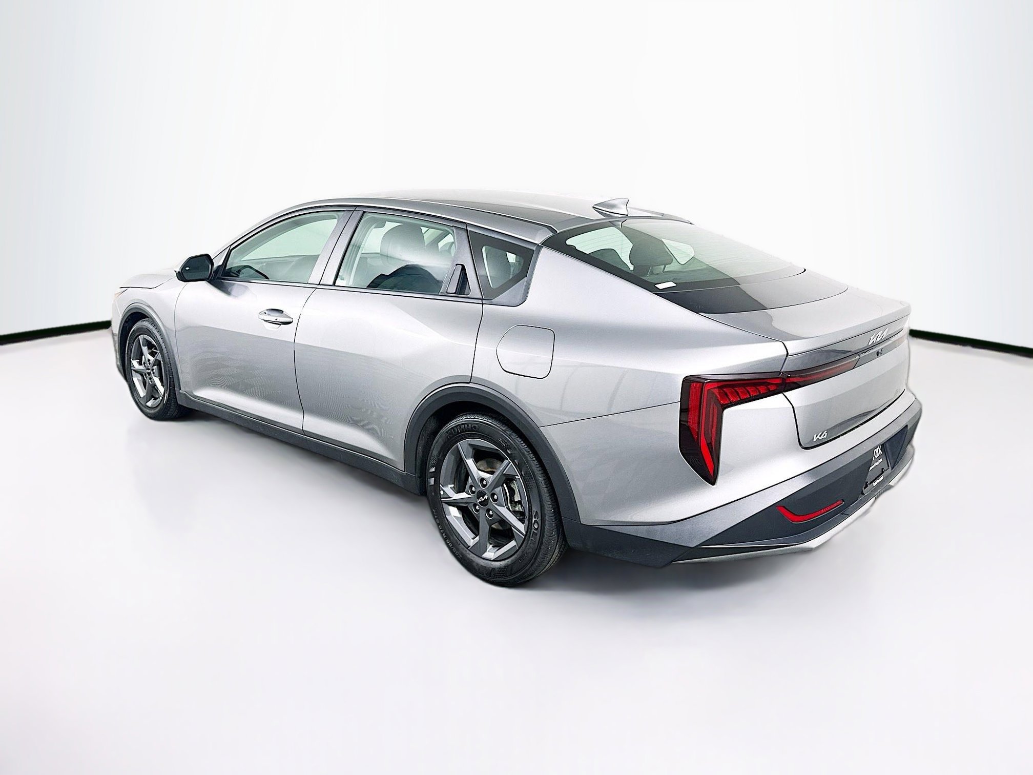 Used 2025 Kia K4 FWD image 5