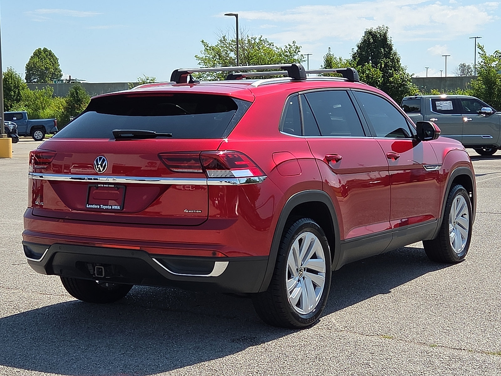 Used 2023 Volkswagen Atlas Cross Sport SE AWD/4WD image 5