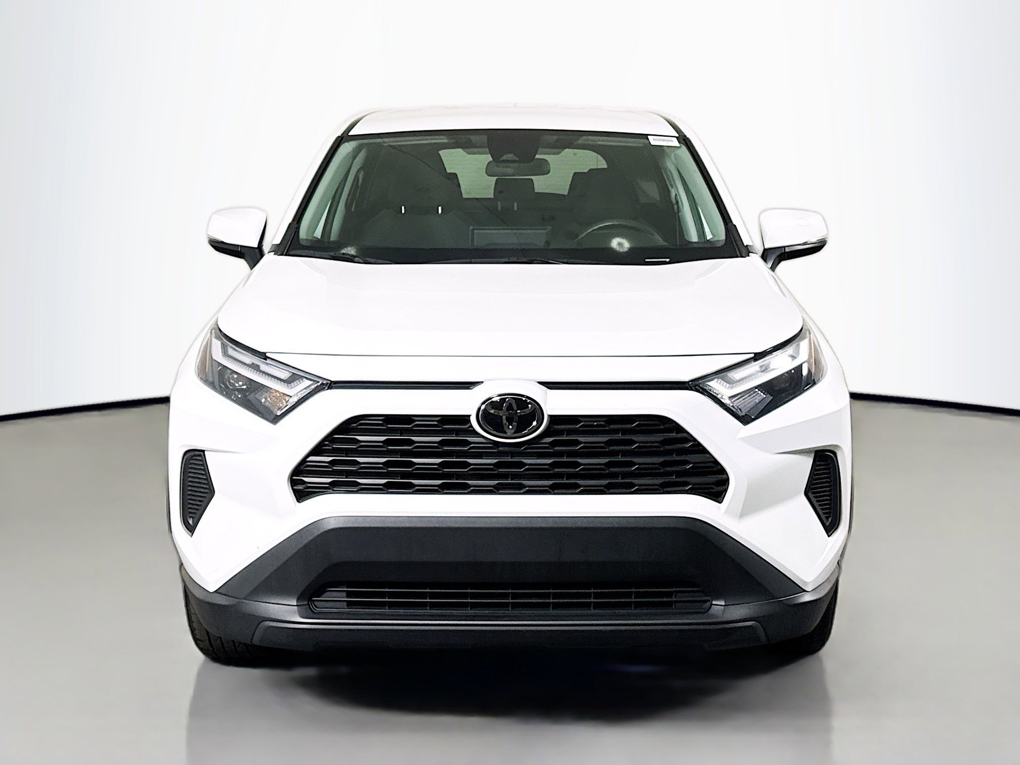 Used 2024 Toyota RAV4 LE image 2