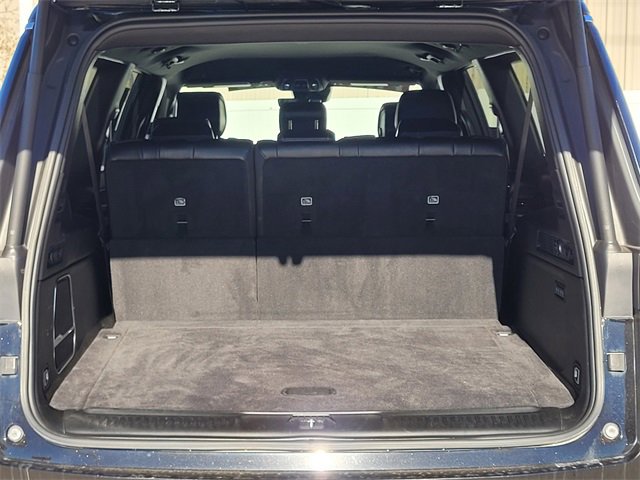 Used 2024 Jeep Wagoneer L Series II w/ Flexible Seating Group image 8