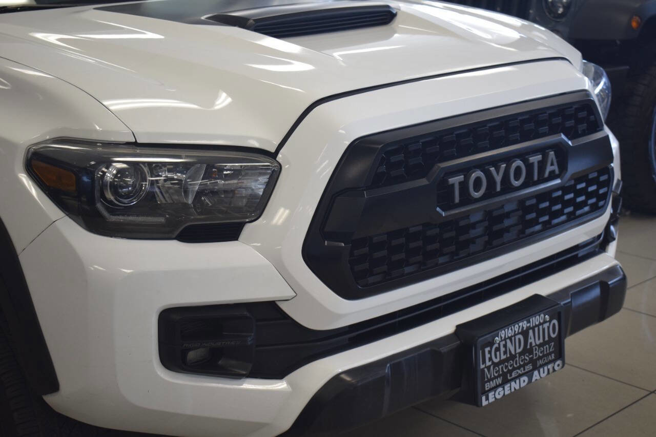 Used 2017 Toyota Tacoma TRD Pro AWD/4WD image 6
