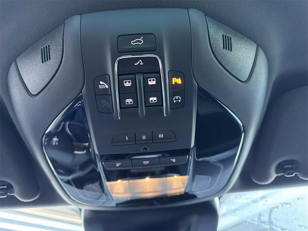 Used 2023 Maserati Levante GT image 20