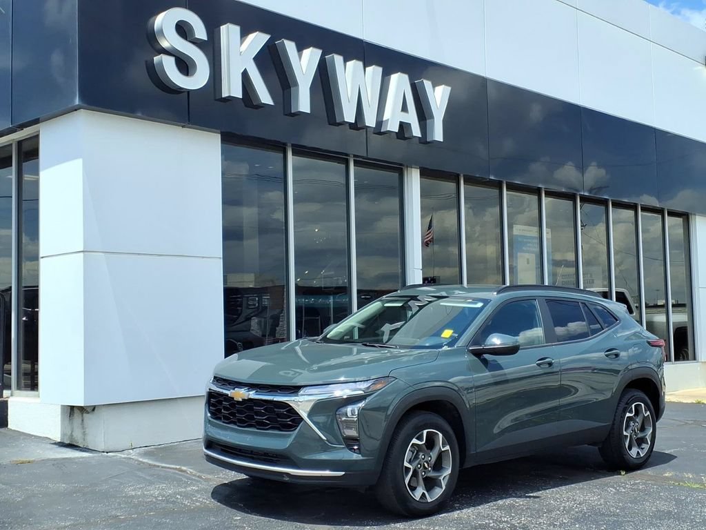 Used 2026 Chevrolet Trax LT