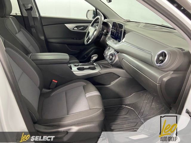 Used 2026 Chevrolet Blazer LT w/ Convenience Package FWD image 21
