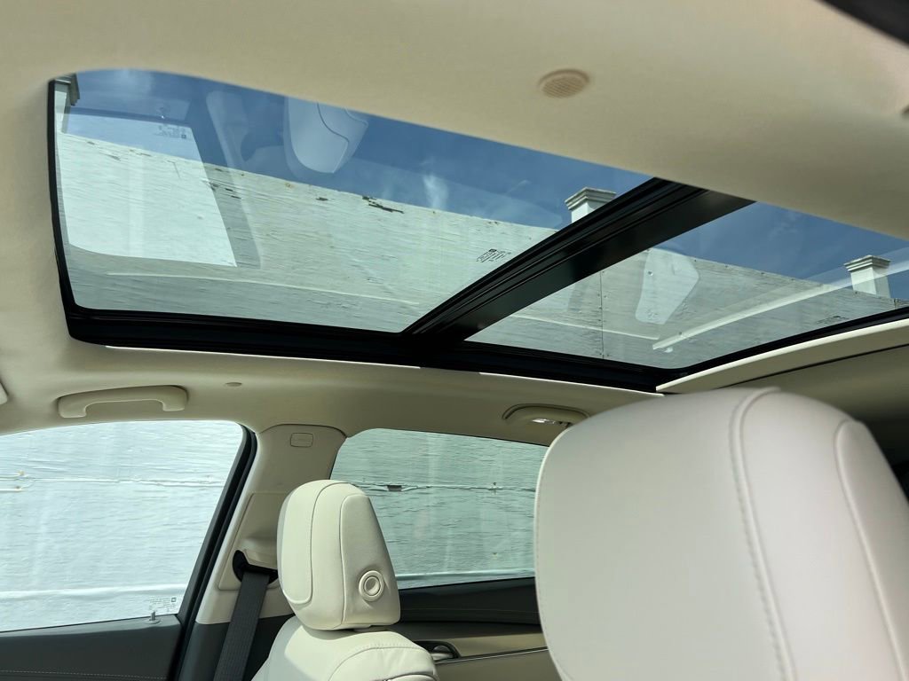 New 2026 Cadillac XT5 Premium Luxury w/ Driver Assist Package image 11