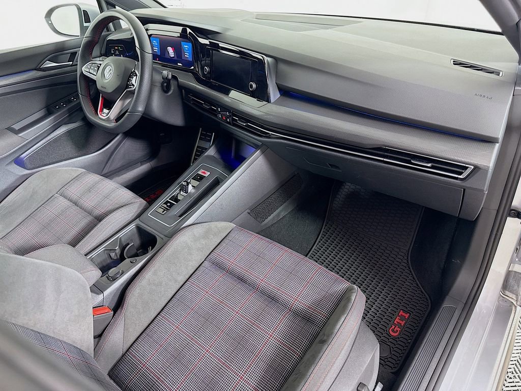 Used 2022 Volkswagen GTI S image 27