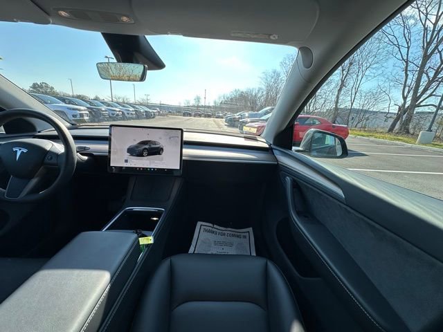 Used 2024 Tesla Model Y Long Range image 27