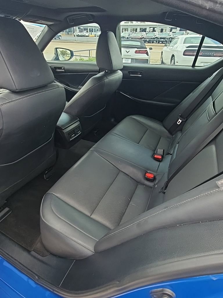 Used 2022 Lexus IS 300 w/ Premium Package image 24