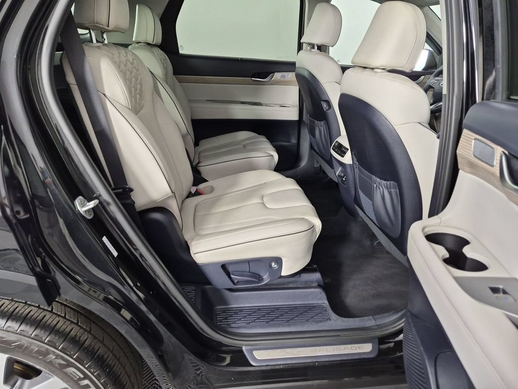 Used 2022 Hyundai Palisade Limited FWD image 36