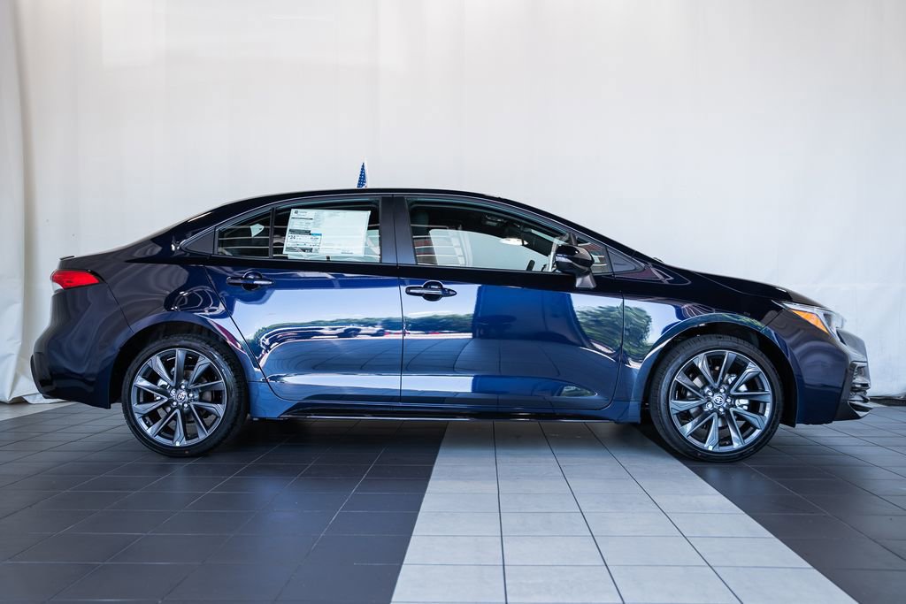 New 2026 Toyota Corolla SE FWD image 3