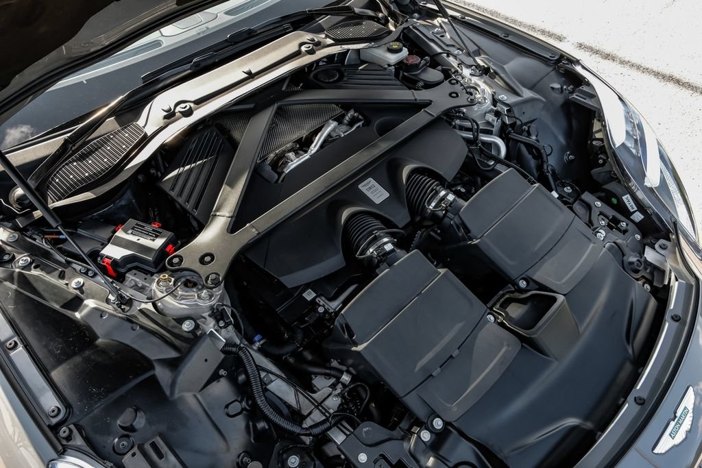Used 2024 Aston Martin DB12 Coupe RWD image 53