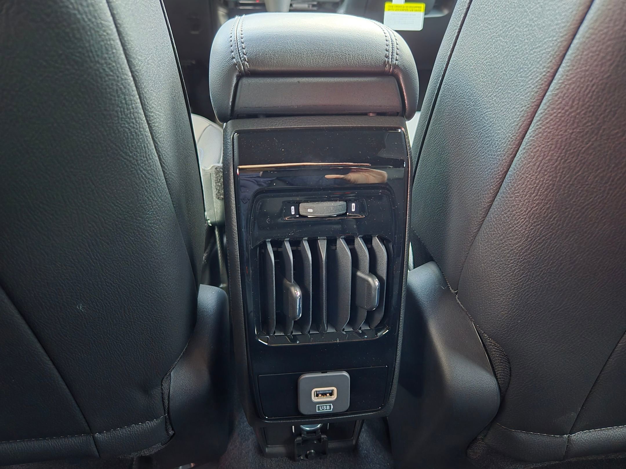 New 2026 Jeep Compass Latitude image 26