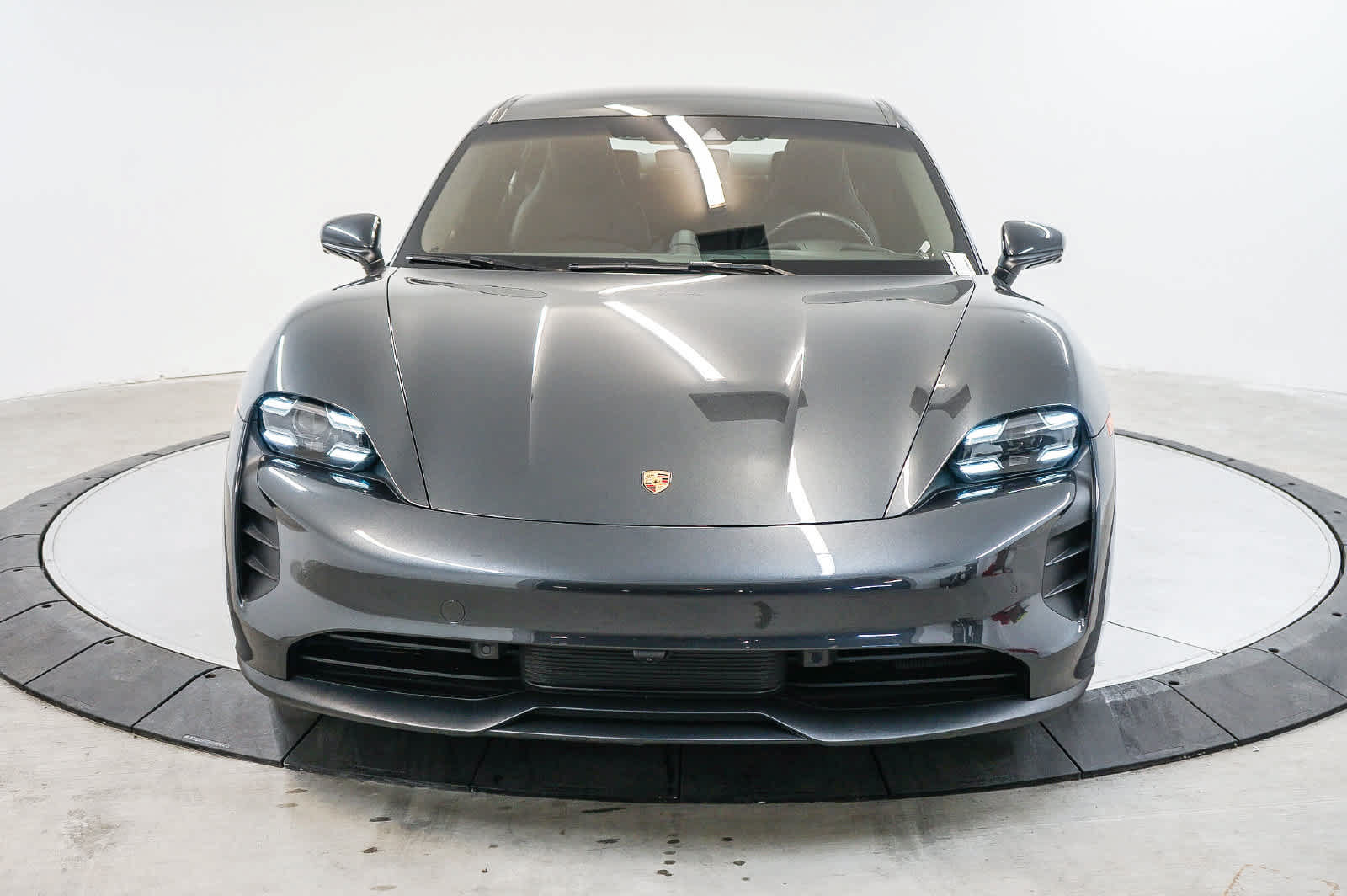 Certified 2023 Porsche Taycan GTS AWD/4WD image 6