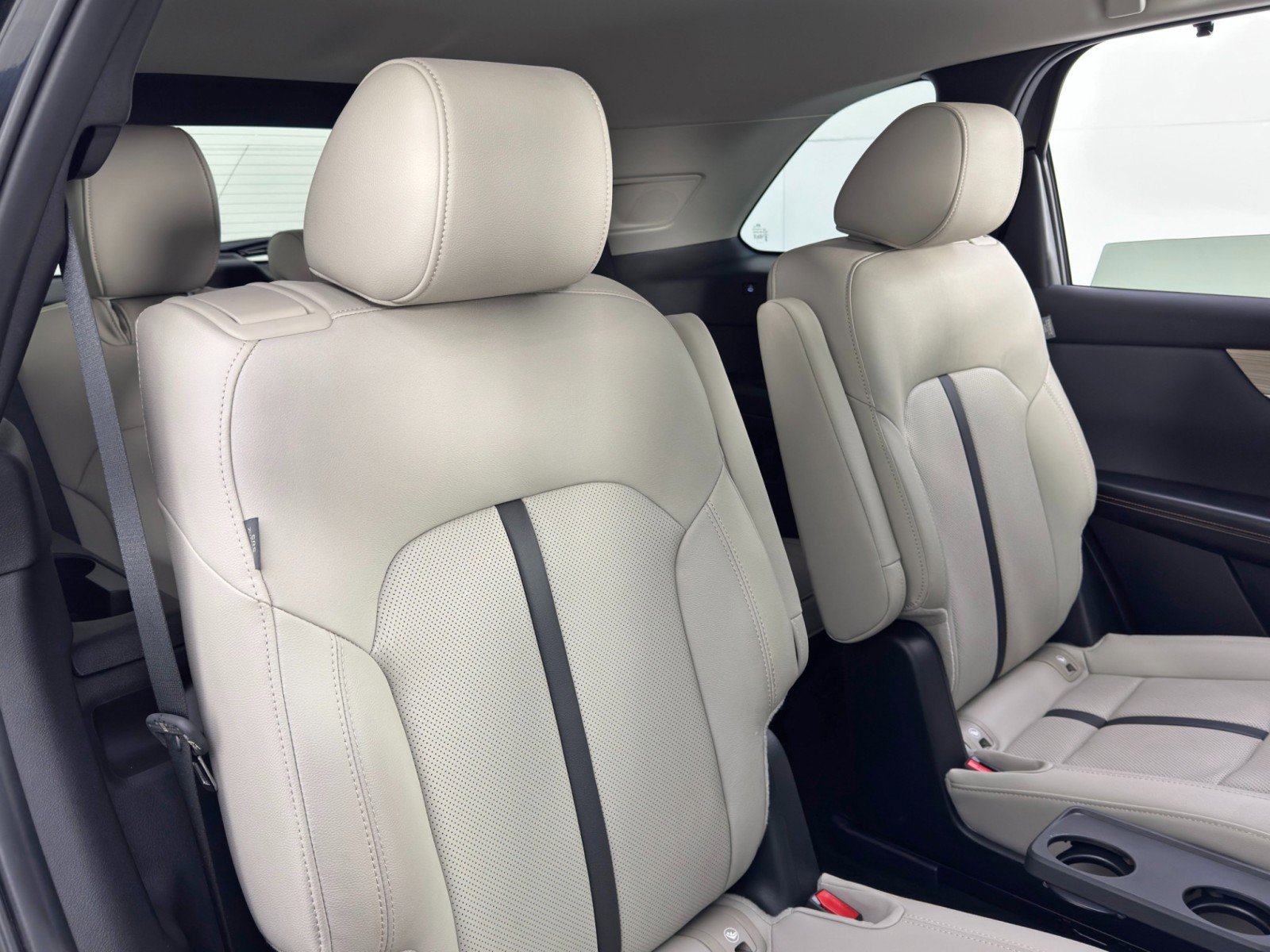 Used 2025 MAZDA CX-90 Plug-In Hybrid w/Premium Sport image 44