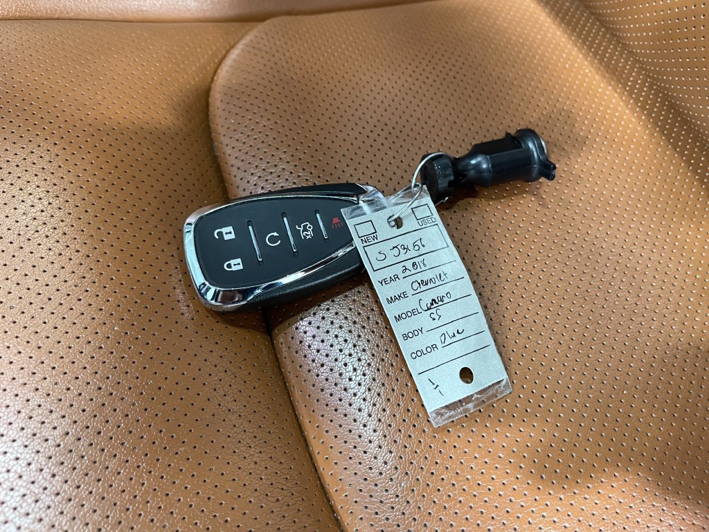 Used 2018 Chevrolet Camaro SS RWD image 36