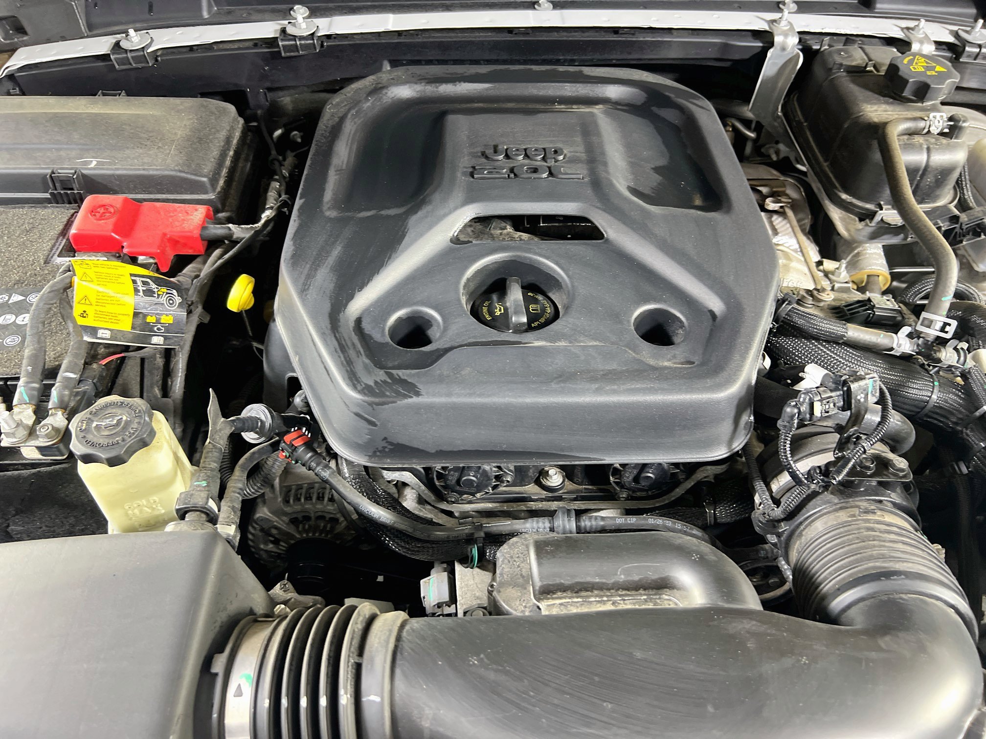 Used 2023 Jeep Wrangler Unlimited Sahara AWD/4WD image 28