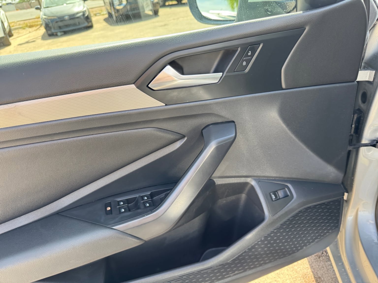 Used 2019 Volkswagen Jetta SE FWD image 11