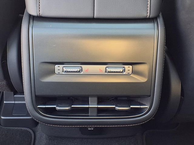 Used 2026 Lincoln Nautilus Premier w/ Equipment Group 102A image 12