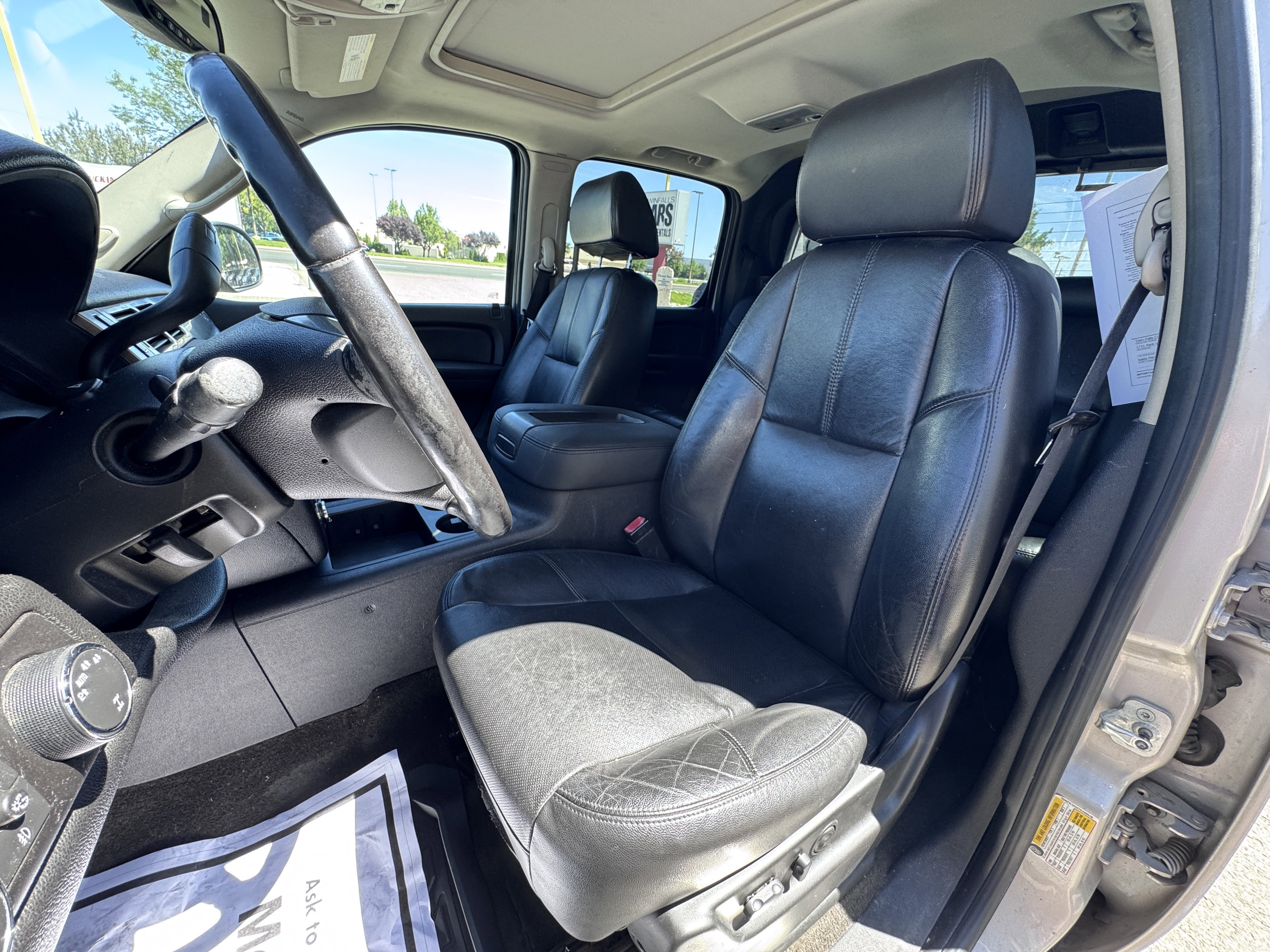 Used 2007 Chevrolet Avalanche LT w/ LT Preferred Equipment Group AWD/4WD image 14
