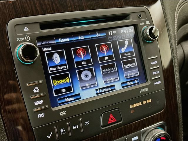 Used 2017 Chevrolet Traverse LT FWD image 14