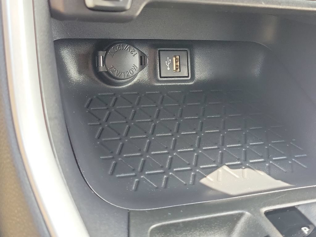 Certified 2025 Toyota RAV4 LE FWD image 17