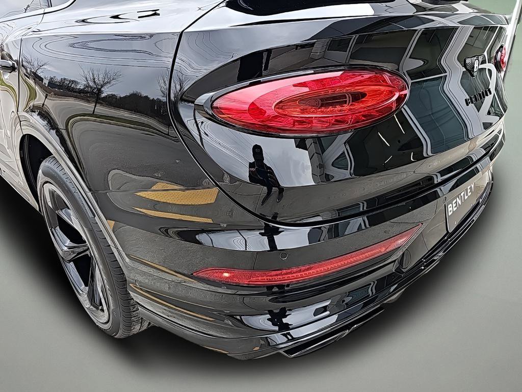 New 2025 Bentley Bentayga image 12