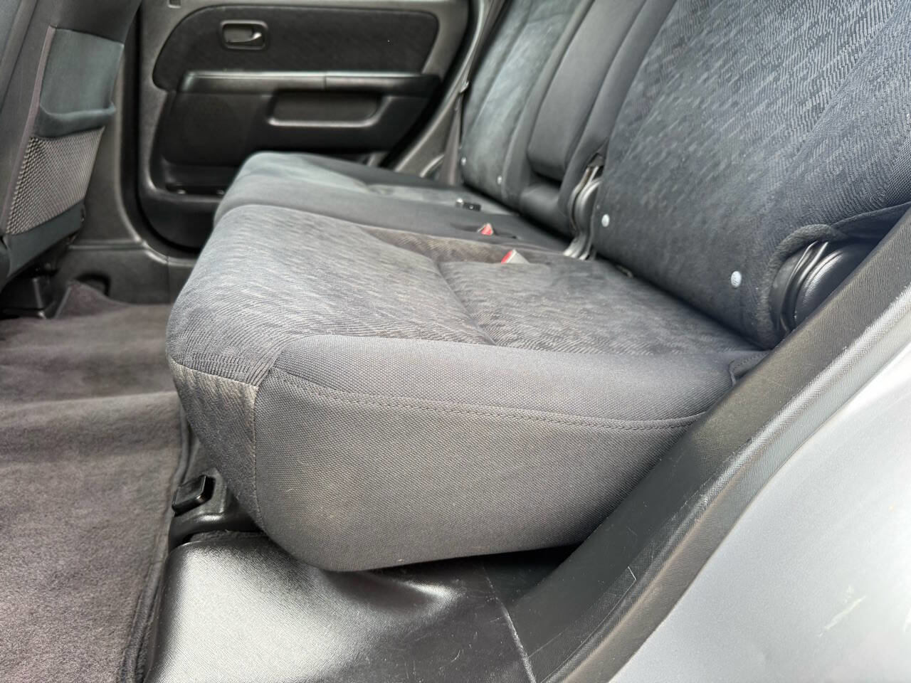 Used 2005 Honda CR-V LX image 51